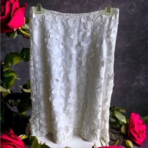 Womens white skirt cache